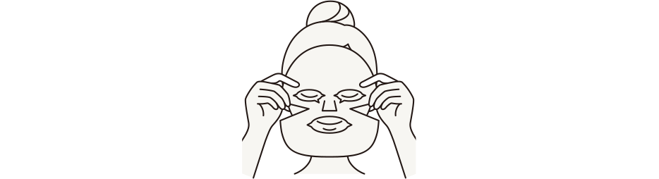 シート上部を顔にのせ、左右に伸ばしながら密着させる