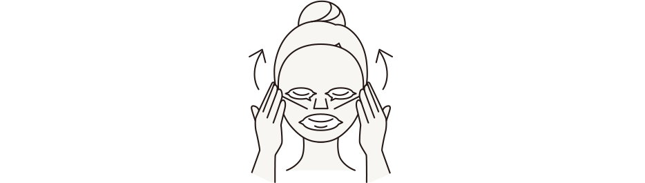 シート下部の端を持ち、フェイスラインを引き上げるようにして、こめかみの方向に密着させる